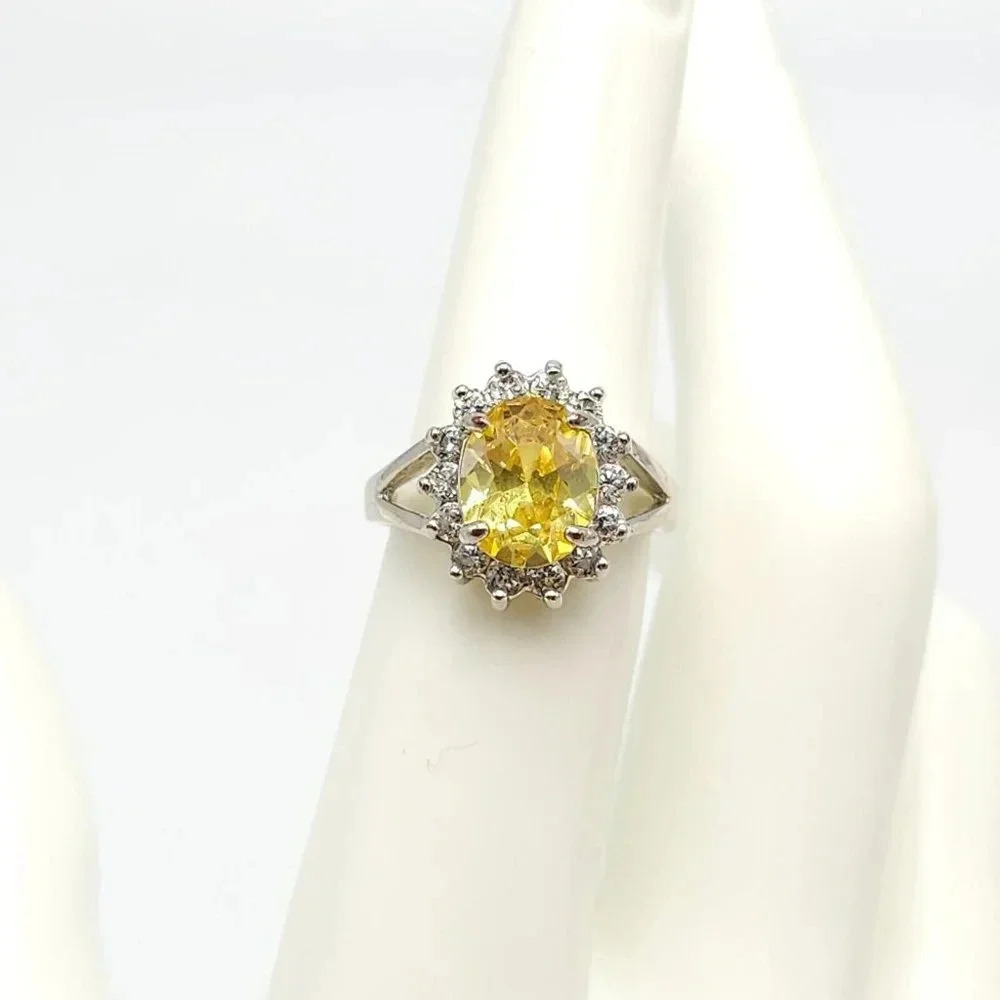 Oval Shape Canary Yellow Rhinestone CZ Cocktail Ring Silver Tone Vintage 5.75